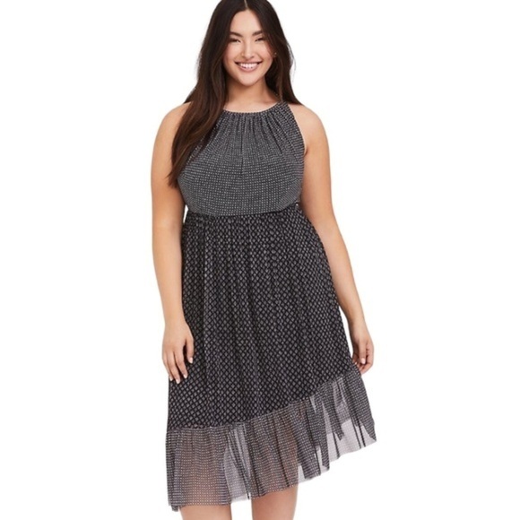 TORRID BLACK DIAMOND MESH ASYMMETRICAL DRESS - Picture 1 of 4